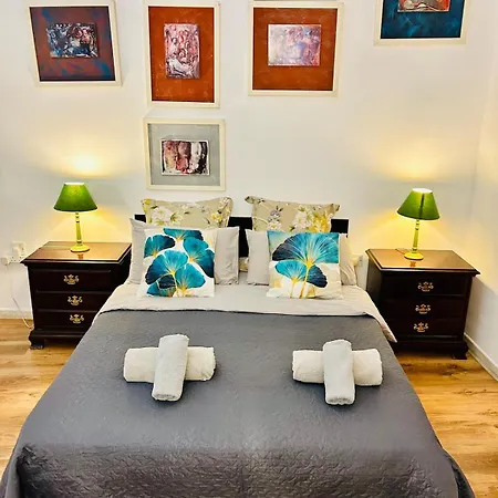 Xl Huge Art-filled Homes In Area, Walk To Sliema, St Julian's Gzira