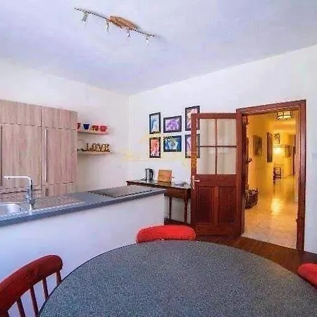 شقة Xl Huge Art-filled Homes In Area, Walk To Sliema, St Julian's